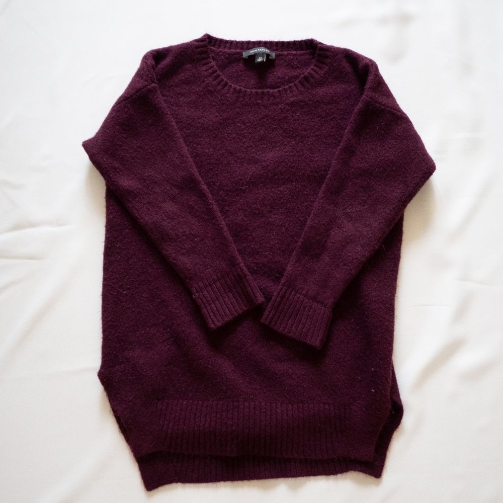 Ann Taylor‎ Maroon Sweater